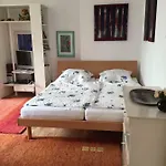 Leichter Apartment Frankenstrasse